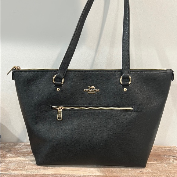 Coach Handbags - Coach Black Leather Tote Bag